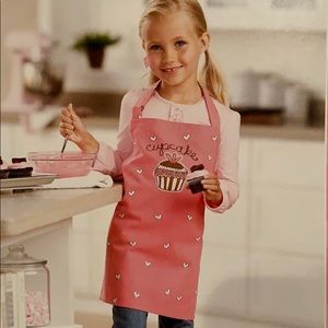 NEW Children’s Valentines Day Apron